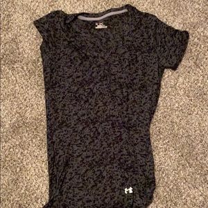 Black Under Armor shirt